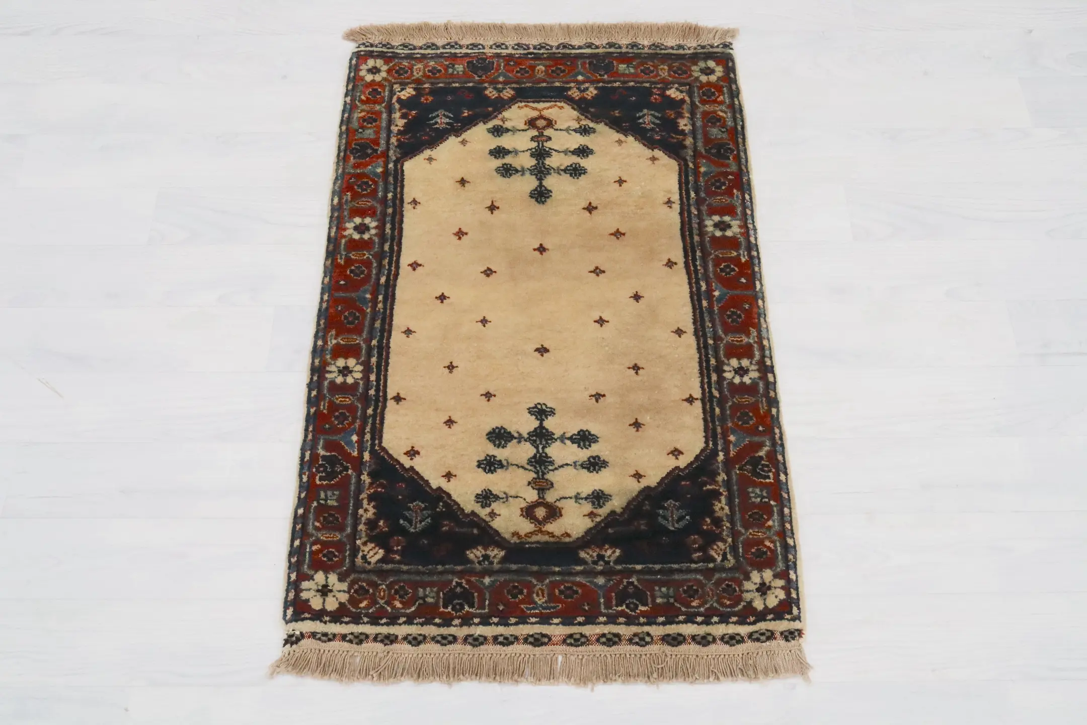 Indo Kashgai Rug Cream/Rust Ilg006082 91cm x 61cm
