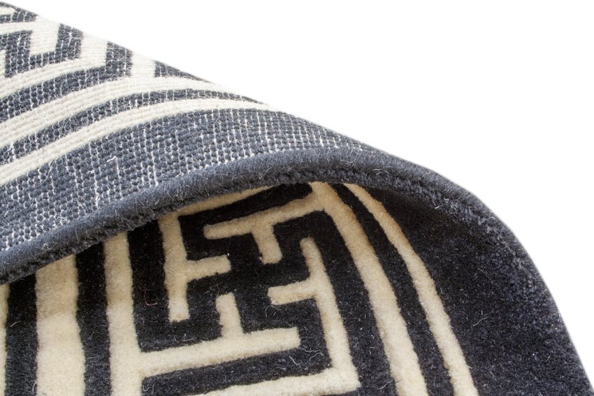Indian Superwashed  Rug - Cream & Black - Indian Greek Key design Rug ISW150
