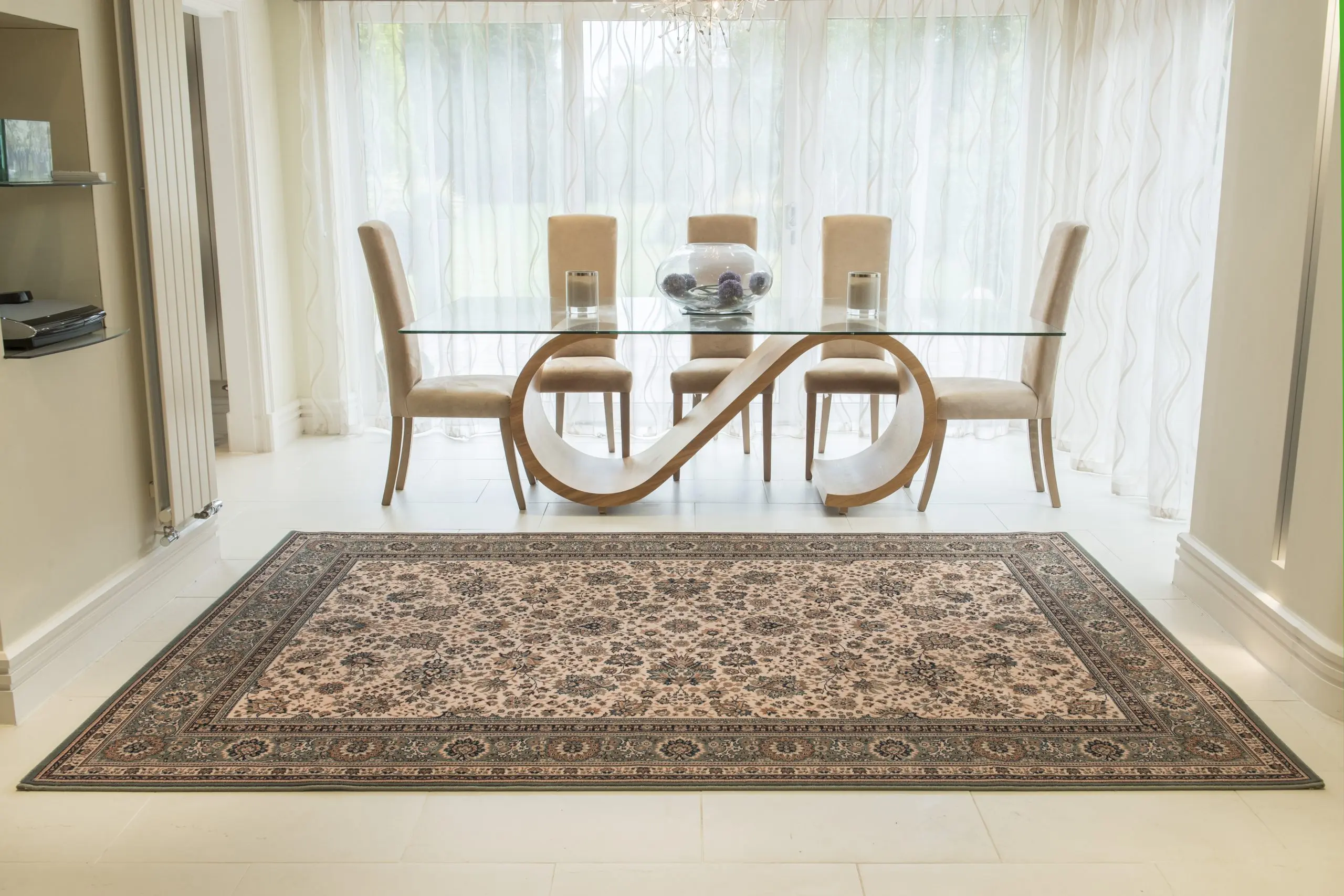 Kashmir woven rug - Cream & Green - Machine woven rug with Traditional design