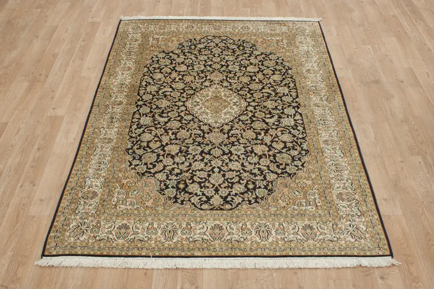 Kashmiri Silk Rug KSK018088 187x123