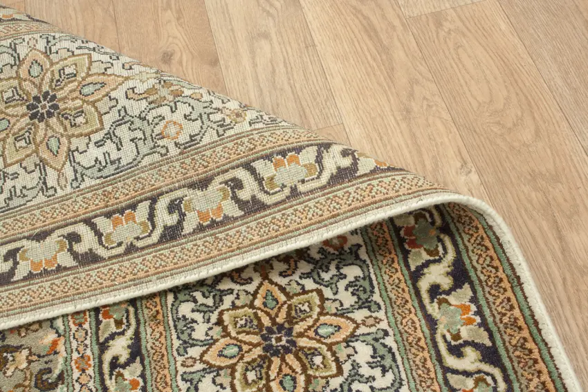 Kashmiri Silk Rug KSK022033 263x191