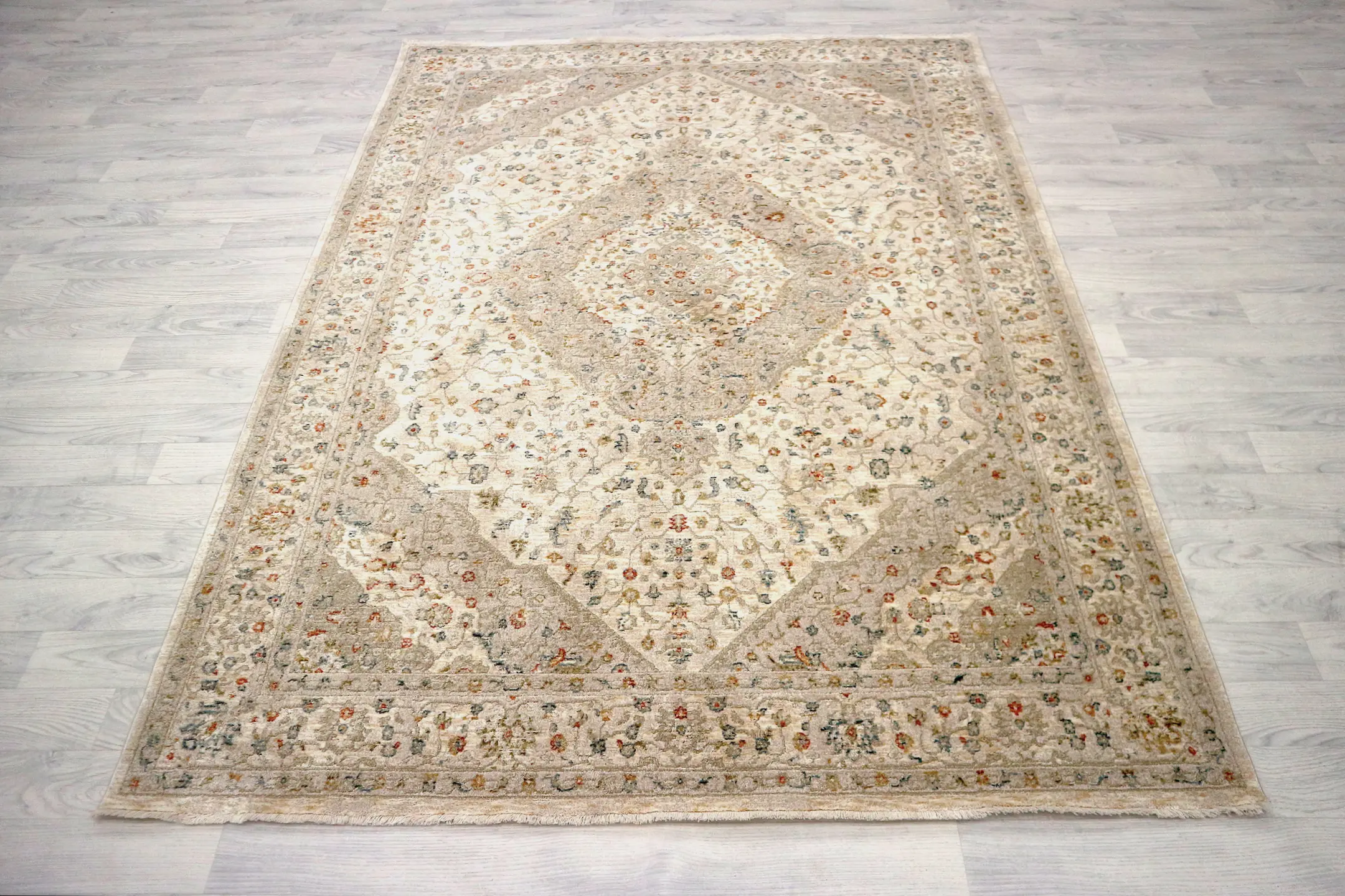 Marble Palace rug NMP001