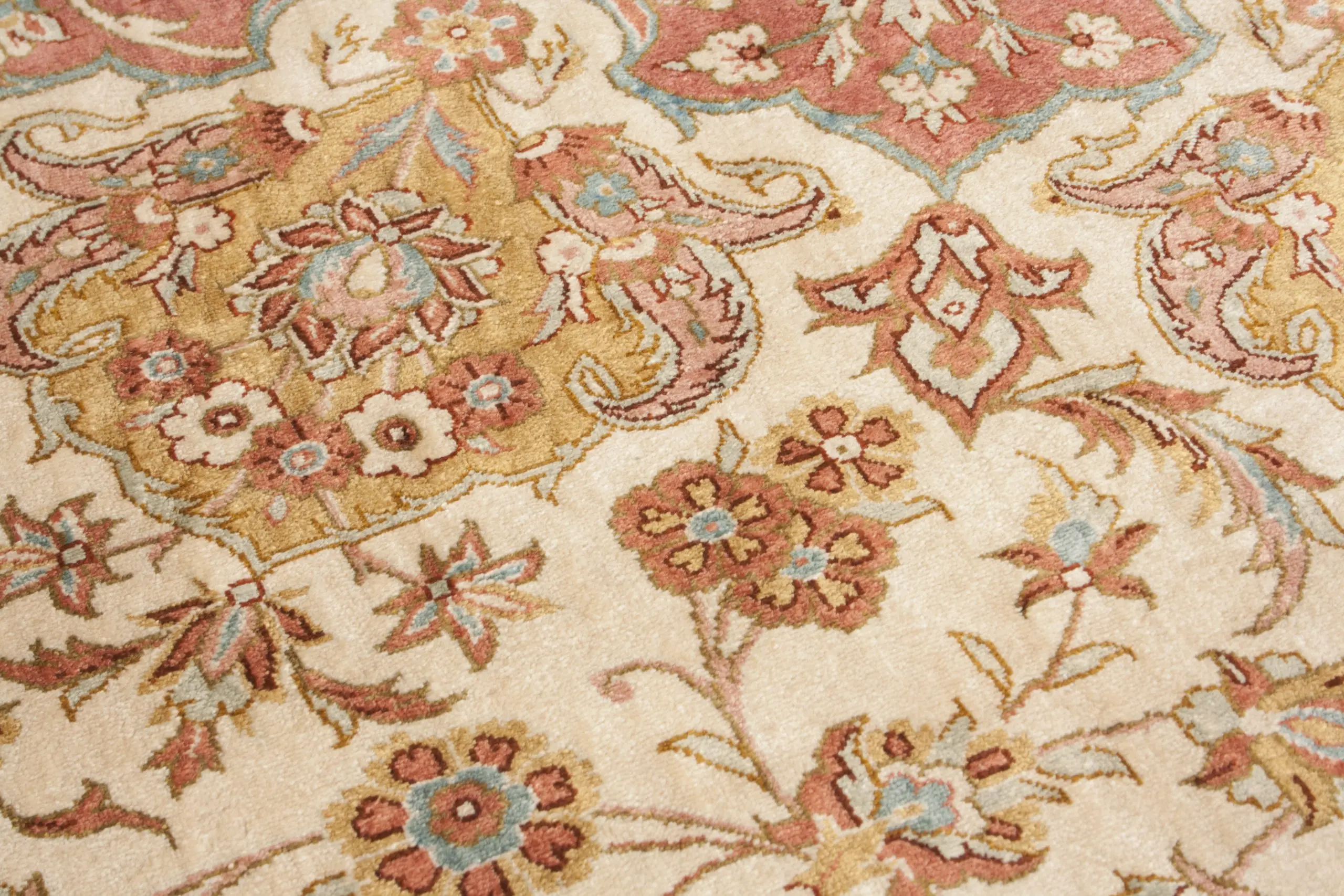 Persian Qum Silk Rug QSQ029000 408x296