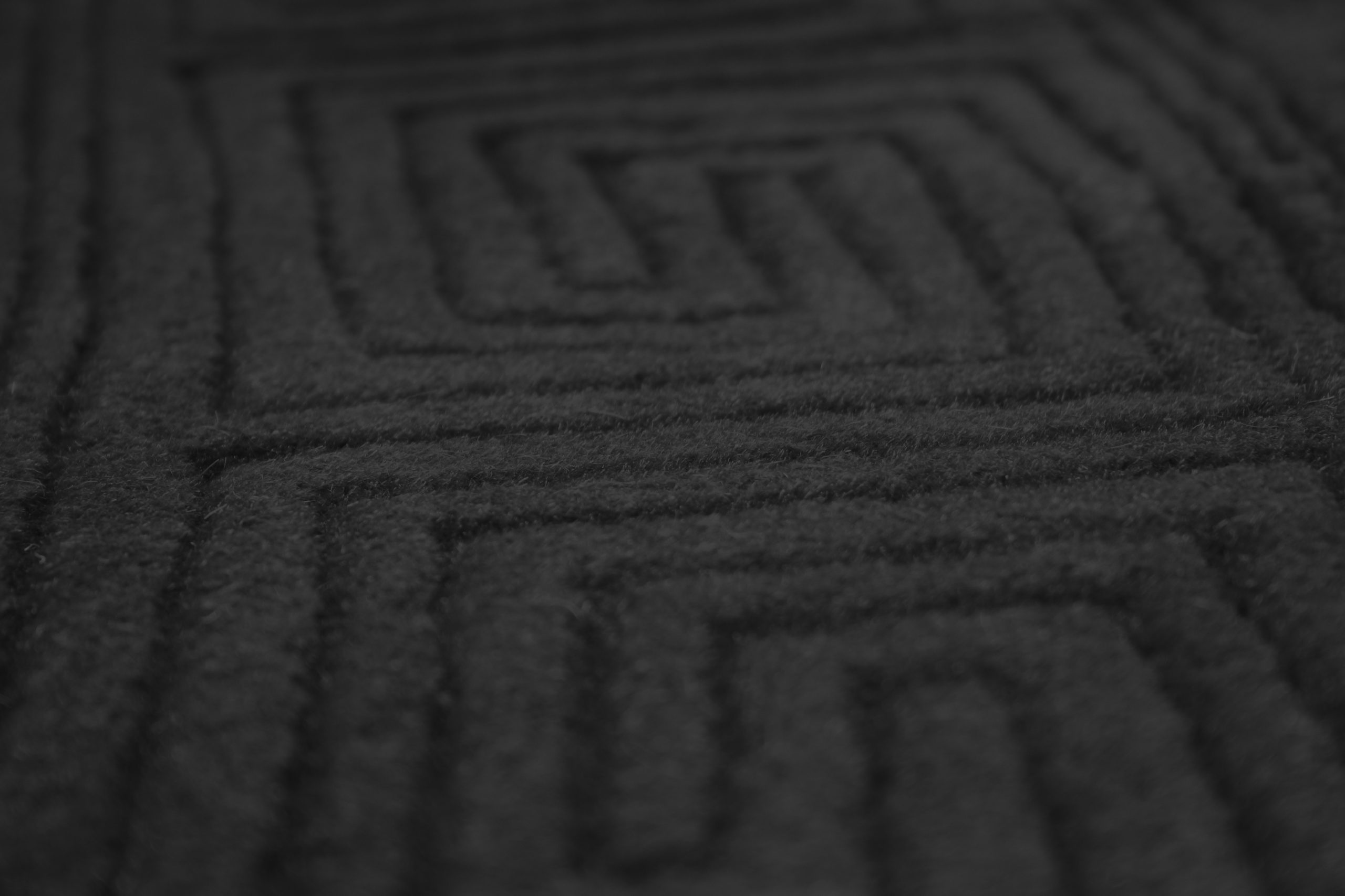 Plain carved Chinese rug - Black - Handknotted 100% wool rug with Greek Key design SPG320