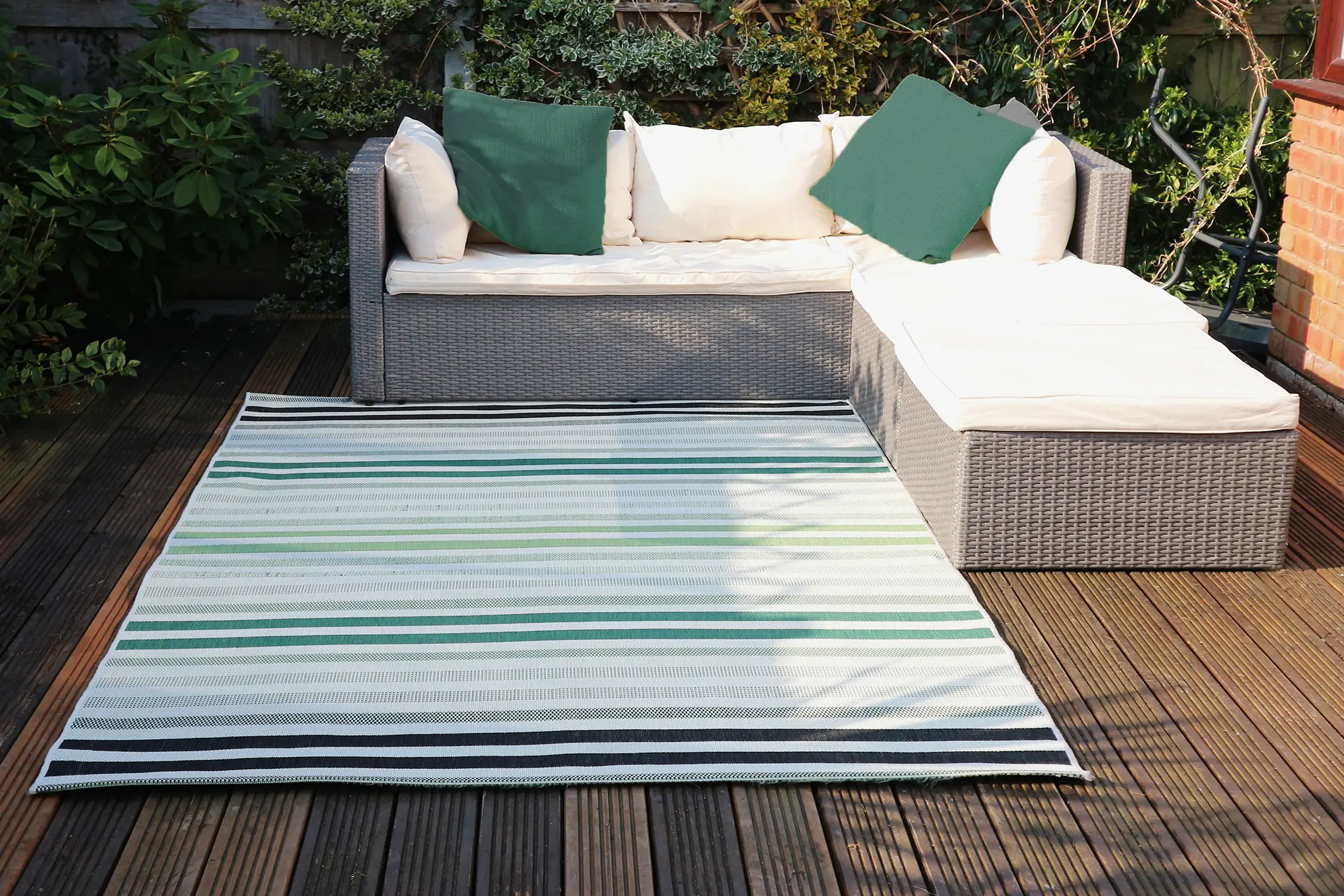 Outdoor rug - Multicoloured - Striped Design ZBE012