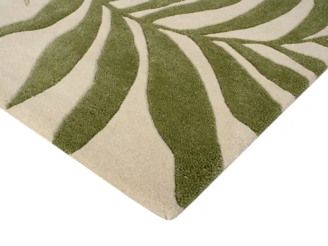 Modern Palm Leaf Rug - Green & Cream - Indian Rug with Botanical Design - ECA001