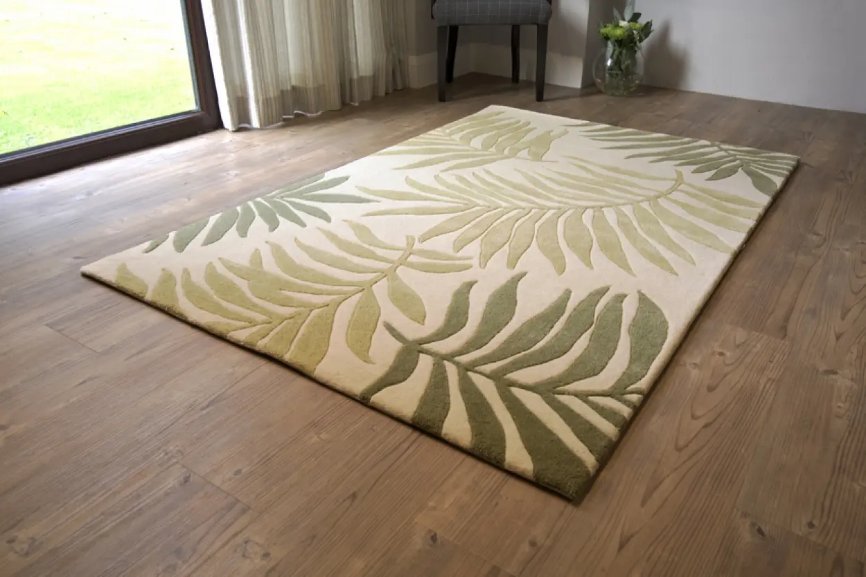 Modern Palm Leaf Rug - Green & Cream - Indian Rug with Botanical Design - ECA001