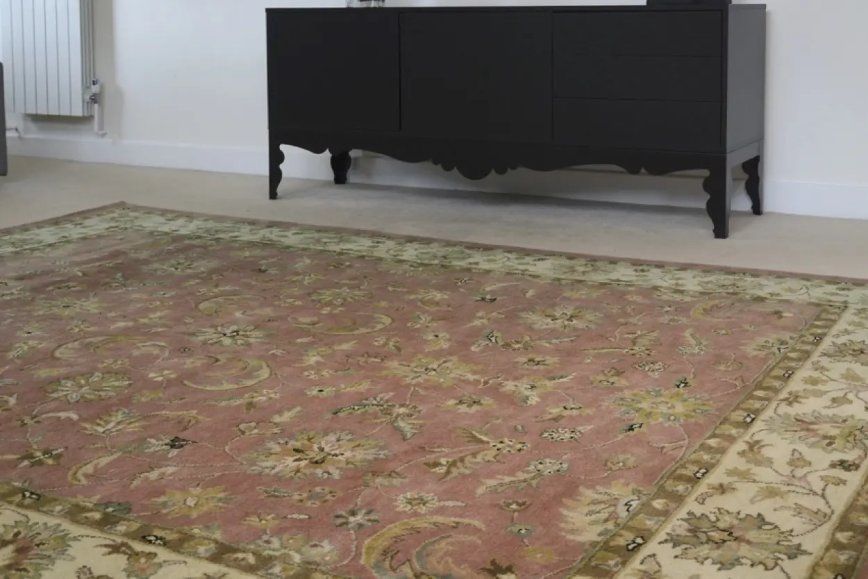 Indo Keshan rug - Pink - Handknotted rug with traditional Keshan design