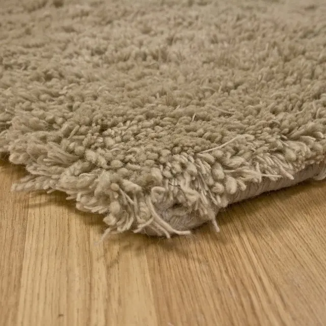 Woollen Shaggy rug - Beige - Luxurious Shaggy rug in 100% wool ILP007