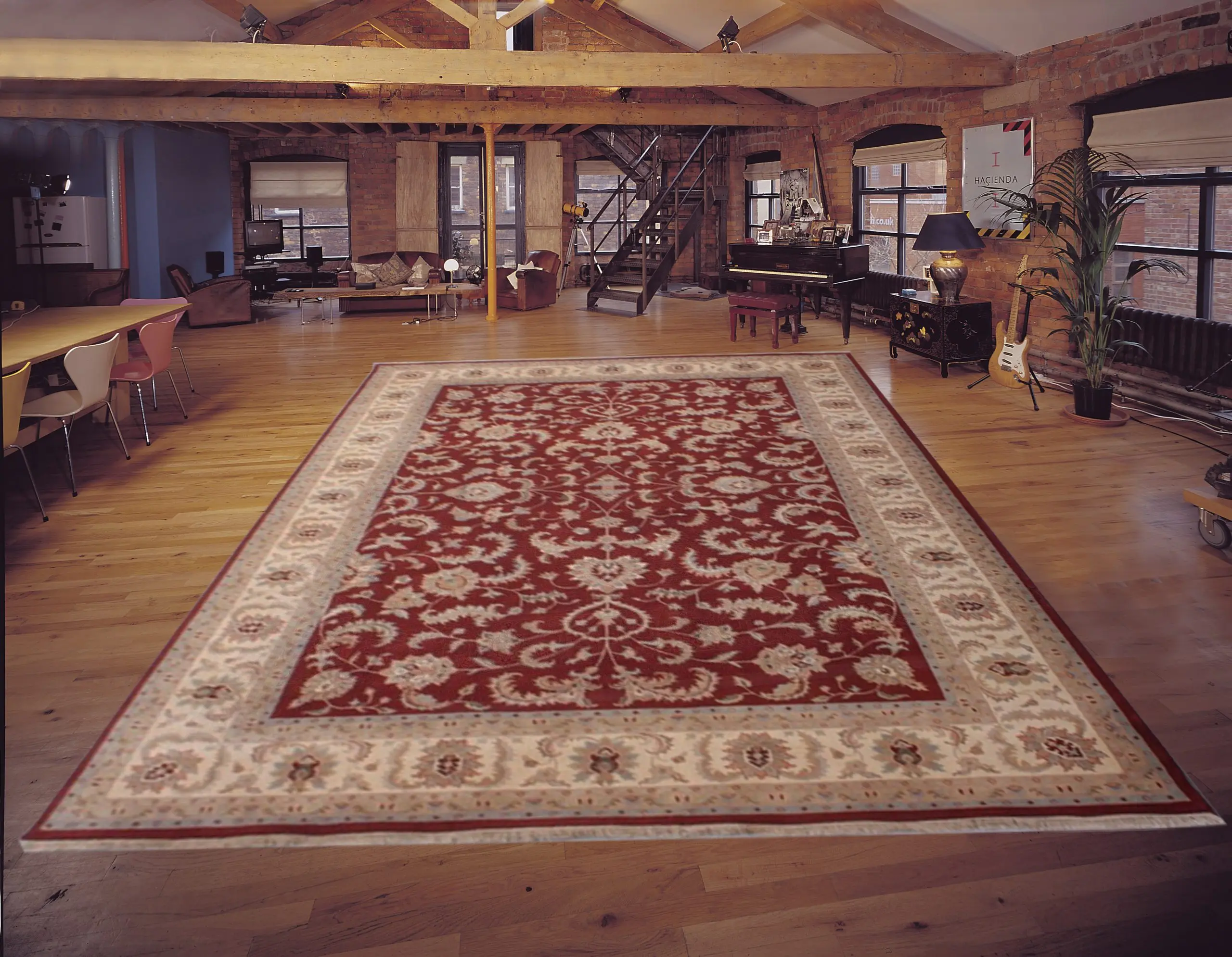 Indo Persian Keshan IPZ035070 550 x 362