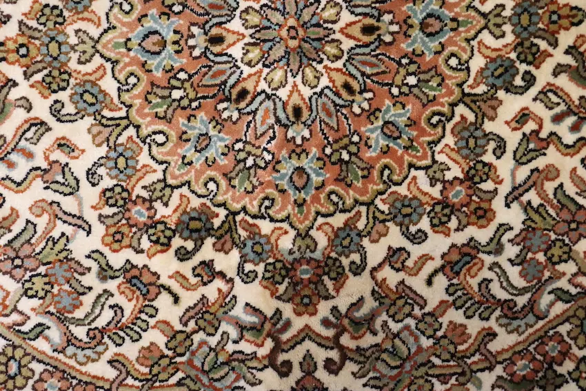 Kashmiri Silk Rug  KSK013075 161 x 94