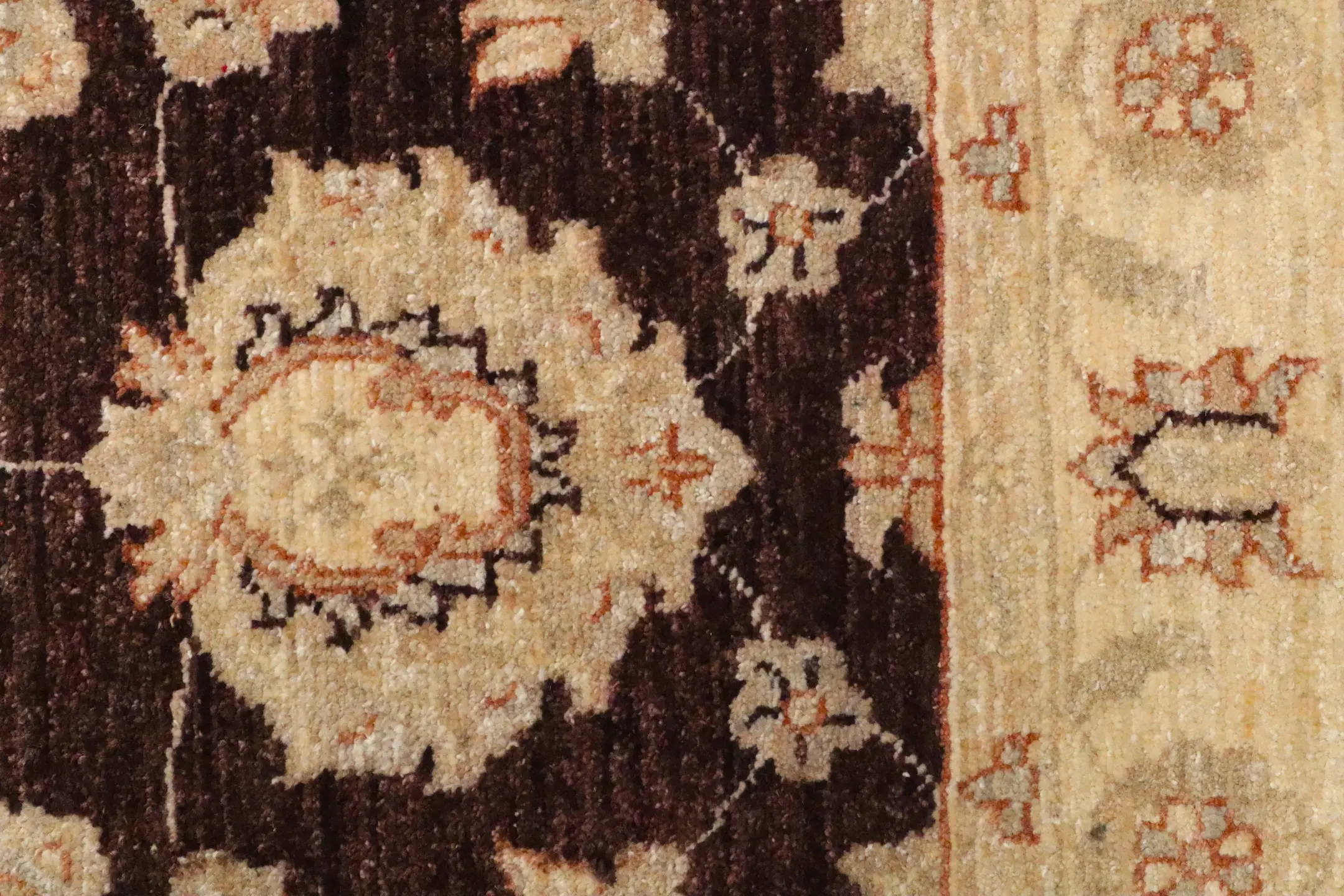 Afghan Veg Dye Rug AVE018053 179x119