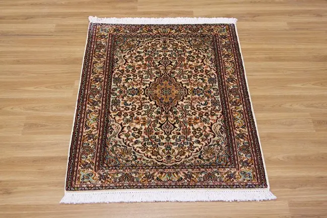 Kashmiri Silk Rug KSK006075 .94 x .63