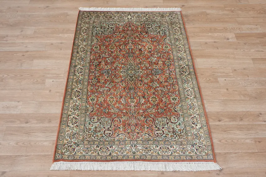 Kashmiri Silk Rug KSK009095 122x76